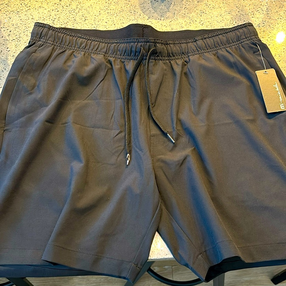 NWT Travis Mathew Men’s Boarding Time 2.0 shorts
